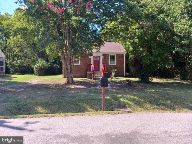 Building Photo - 4115 Leake Ave