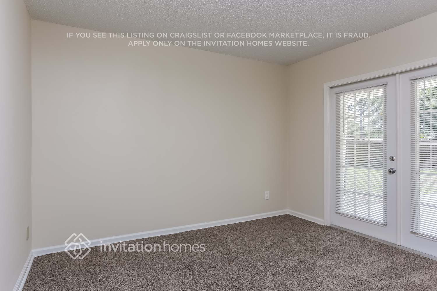 Building Photo - 514 NW Floresta Dr