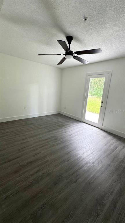 Building Photo - 385 Wild Orange Dr