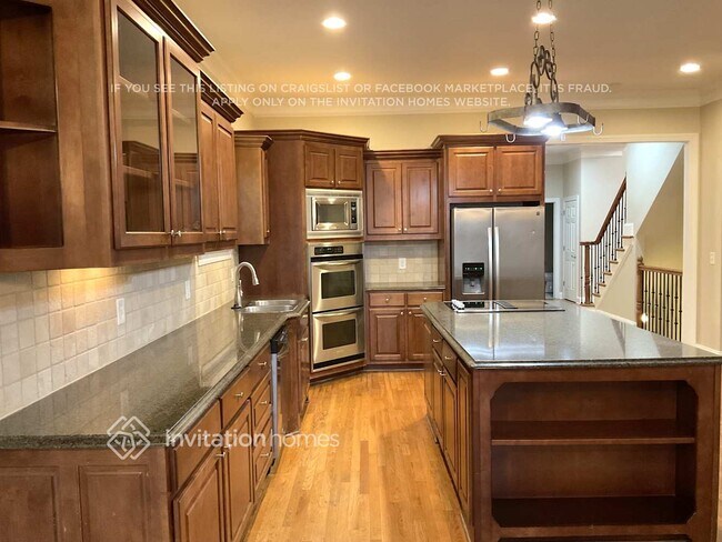 Building Photo - 2807 Great Falls Crossing