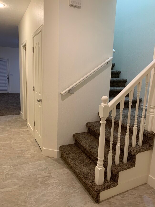 Entry - 2260 Cumorah Way