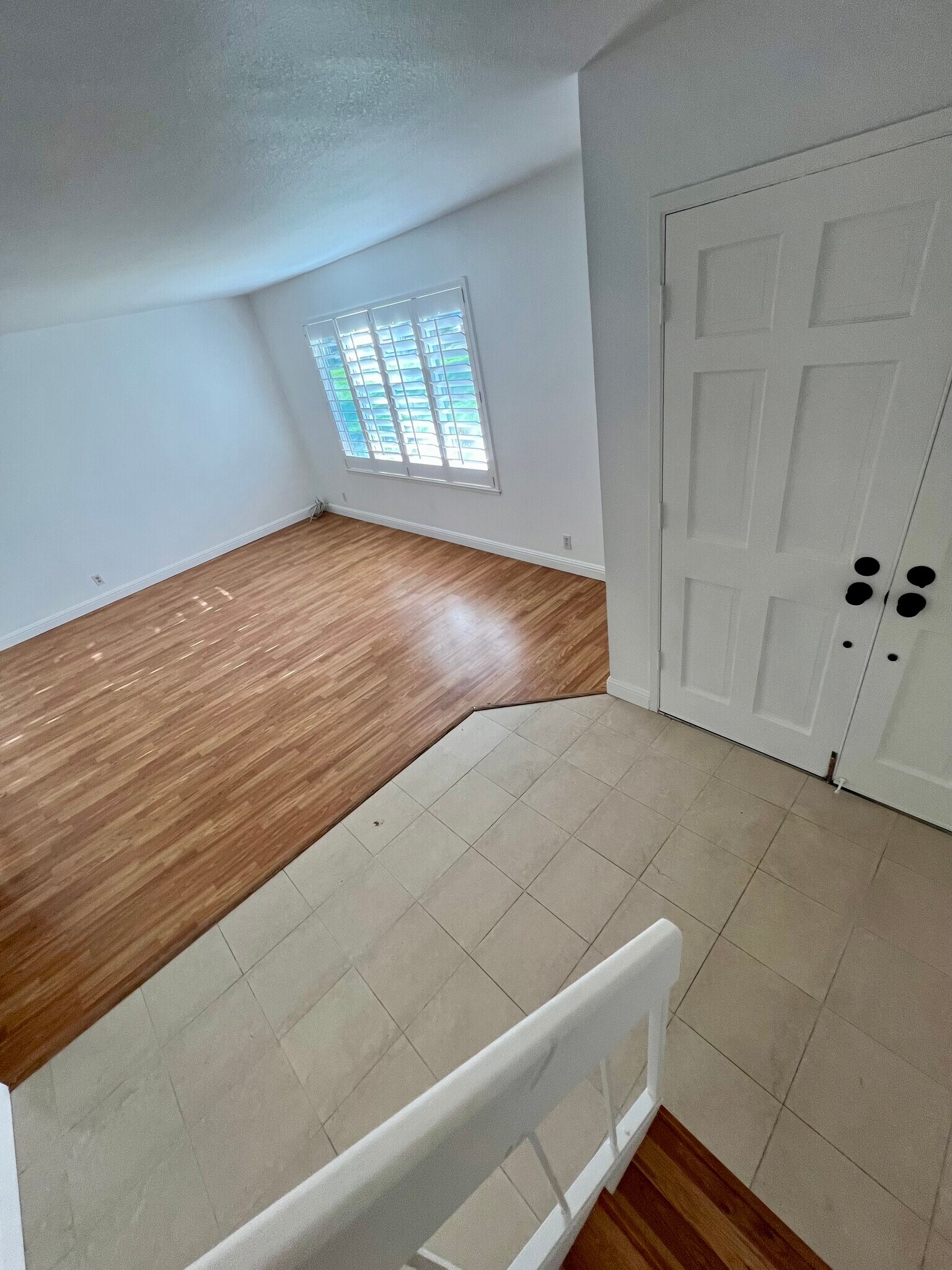 Building Photo - 133 Lawnview Cir