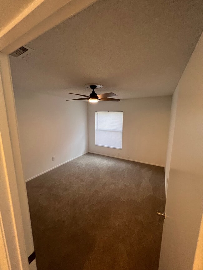 Building Photo - 5436 E Michigan St