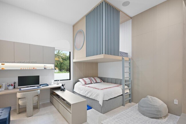 Building Photo - 80 NW 129th Ave