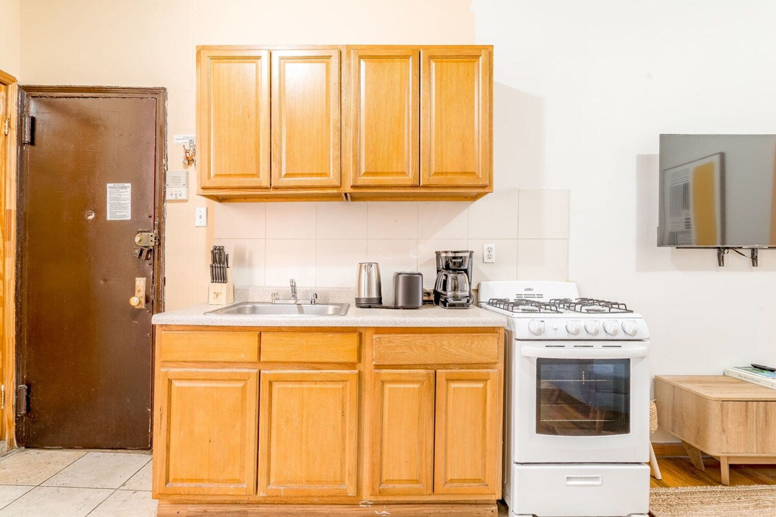 Building Photo - 538 9th Ave