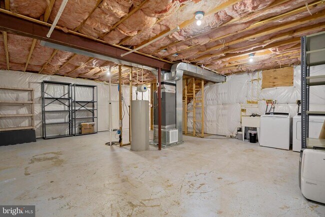 Building Photo - 1544 Avenue C