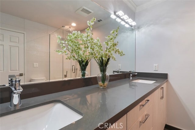 Building Photo - 3381 Oakmont View Dr