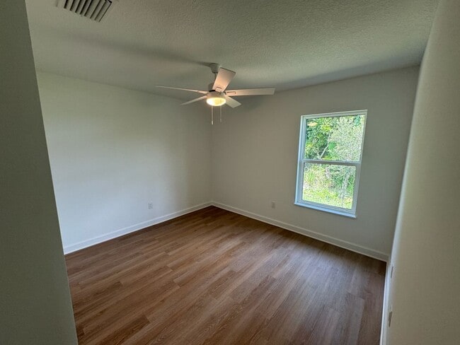 Building Photo - Brand New 3 Bedroom, 2 Bathroom Home for Rent
