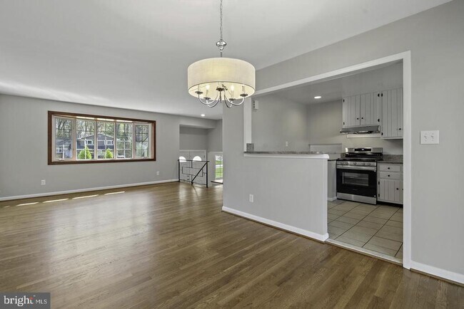 Building Photo - 8908 Charles Augustine Dr