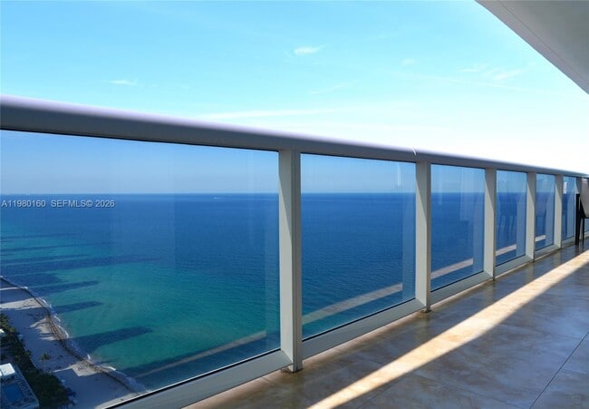 Building Photo - 1830 S Ocean Dr