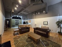 Building Photo - 315 Main St