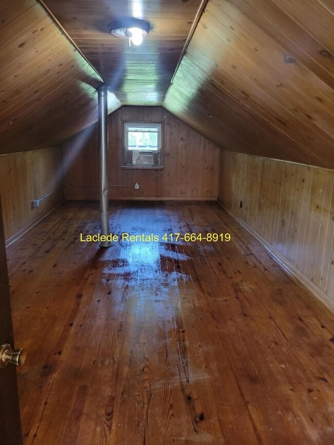 Building Photo - DECEMBER SPECIAL   $1000 RENT AND $1000 DEPOSIT!!!! 3 BEDROOM 1 BATH HOUSE FOR RENT