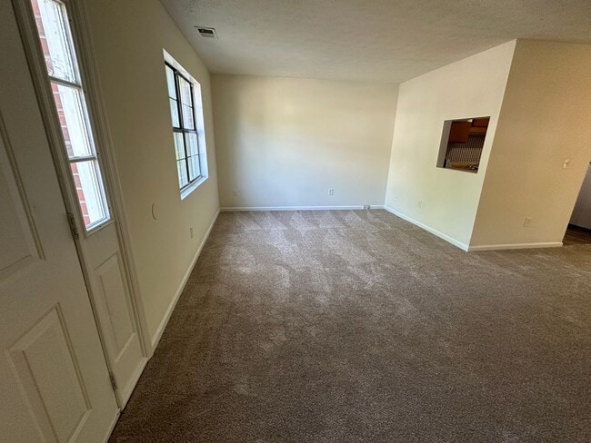 Building Photo - 1945 Padgett Dr