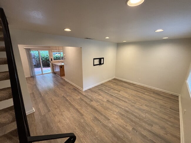 Building Photo - 3287 Marlene Dr