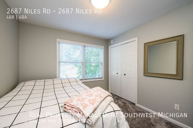 Building Photo - 2687 Niles Rd