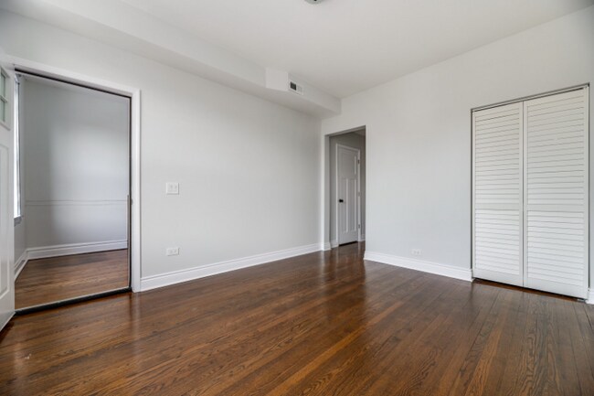 Building Photo - 4440 S Campbell Ave