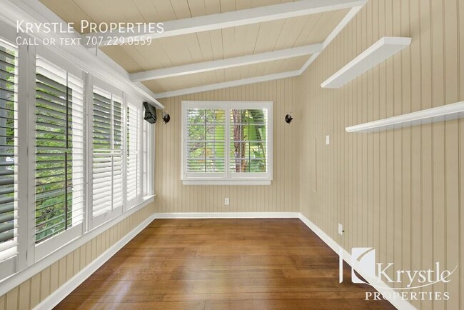 Building Photo - 110 Camino Alto