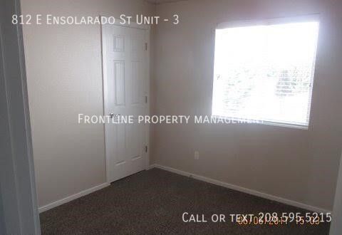 Building Photo - 812 E Ensolarado St
