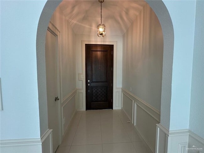 Building Photo - 23 N St