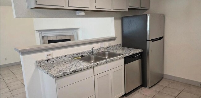Building Photo - 375 Fantail Loop