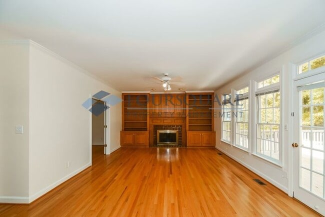 Building Photo - Spacious 4-Bed Custom Home with Bonus Room...