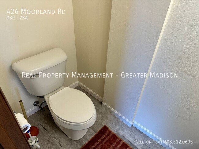 Building Photo - 3 bedroom duplex on Madison's south side w...