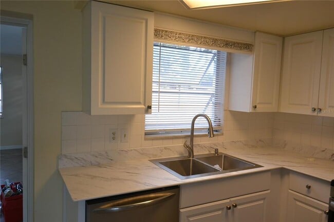 Building Photo - 1351 Whitehall Ln