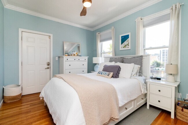 Building Photo - 201 D St