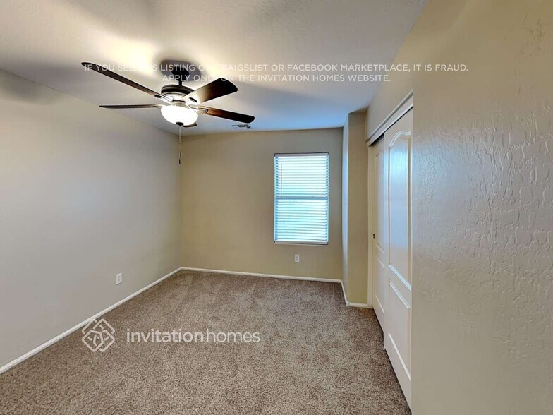 Building Photo - 28405 N Quartz St