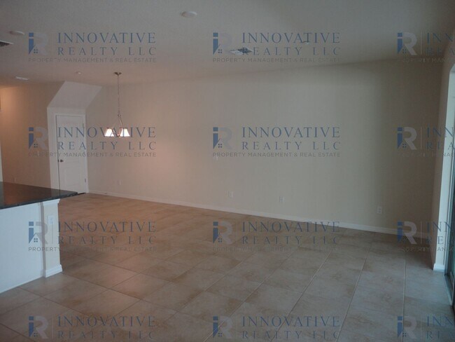 Building Photo - 3BR/2.5BA Town Home in Aloma Trails Commun...
