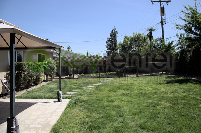 Building Photo - 9024 Alderson Ave