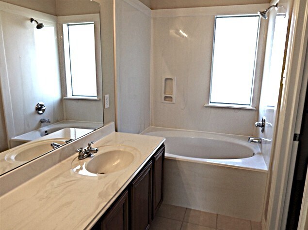 Building Photo - 4807 Chase Court Dr