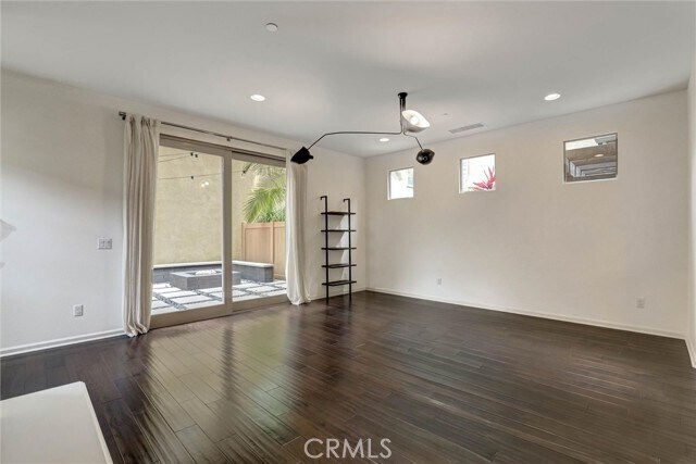 Building Photo - 28251 Via Del Mar