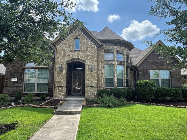 Primary Photo - 1713 Fair Oaks Ln