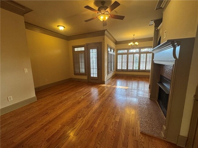 Building Photo - 1027 Pearl Point NE