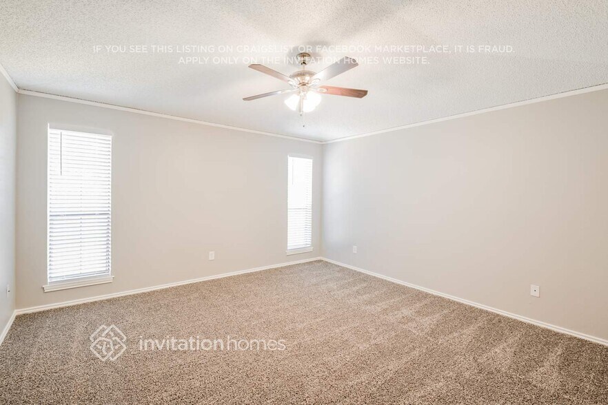 Building Photo - 5221 Hollow Bend Ln