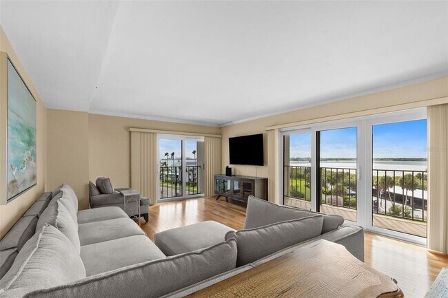 Building Photo - 1480 Gulf Blvd