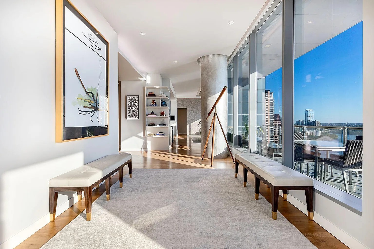 Building Photo - 210 Lavaca St