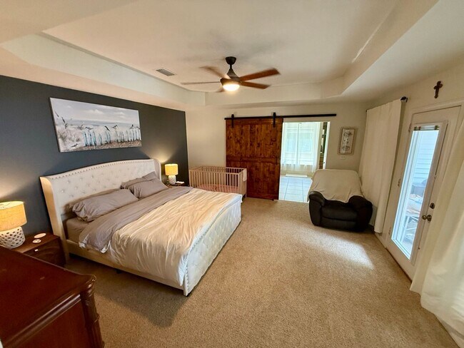 Building Photo - Stunning Bluewater Bay Home in Parkwood Estates!