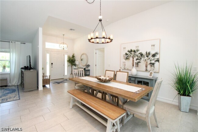 Building Photo - 721 Logan Blvd S