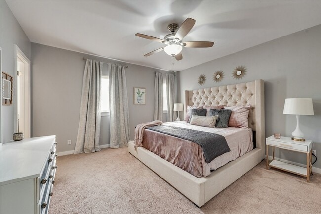 Building Photo - 3922 Gilbert Ave