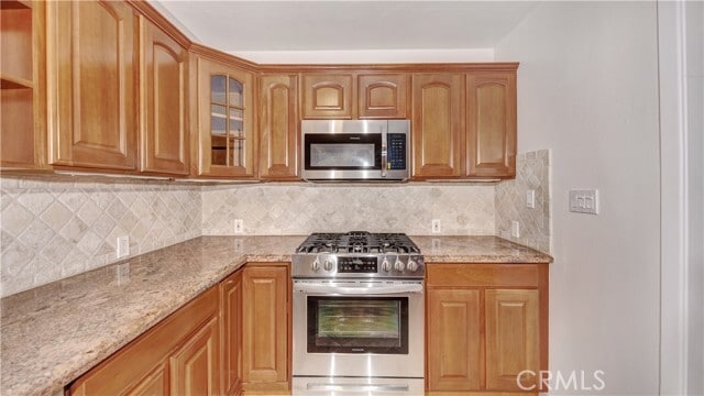 Building Photo - 726 Kendall Dr