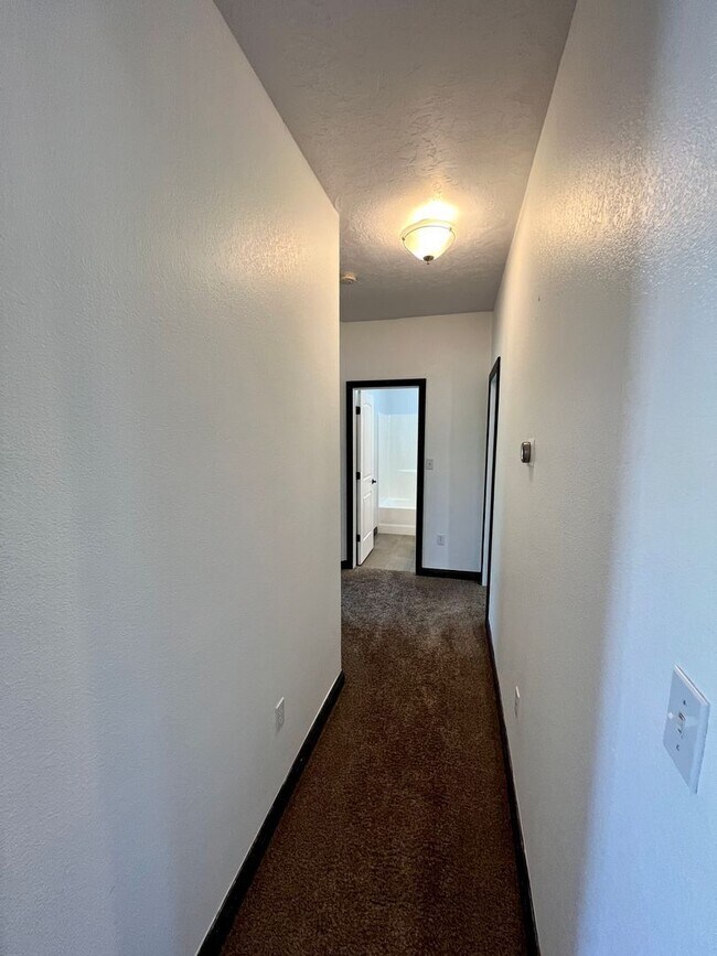 Building Photo - 3106 66th Ave Ct