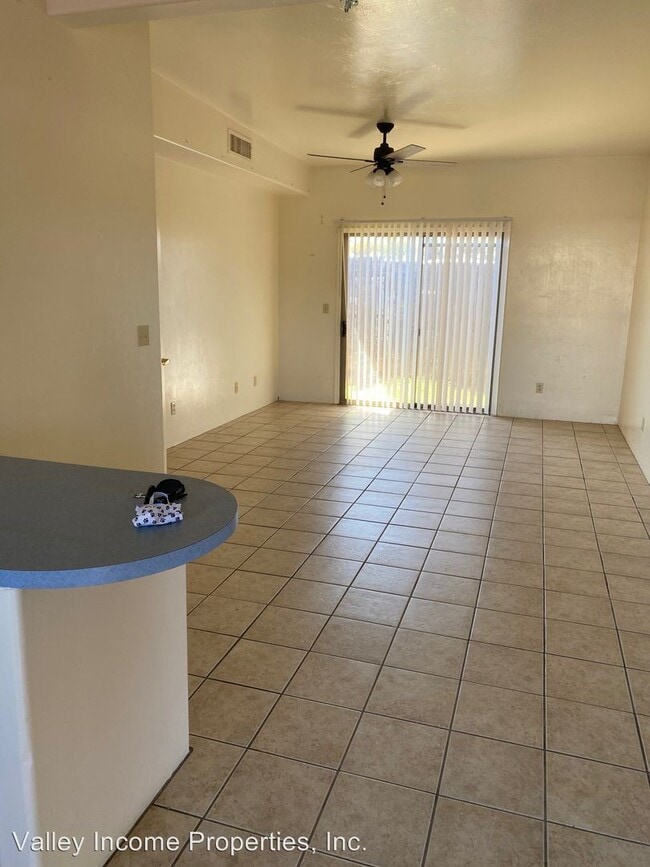 Building Photo - 5330 E Bellevue St