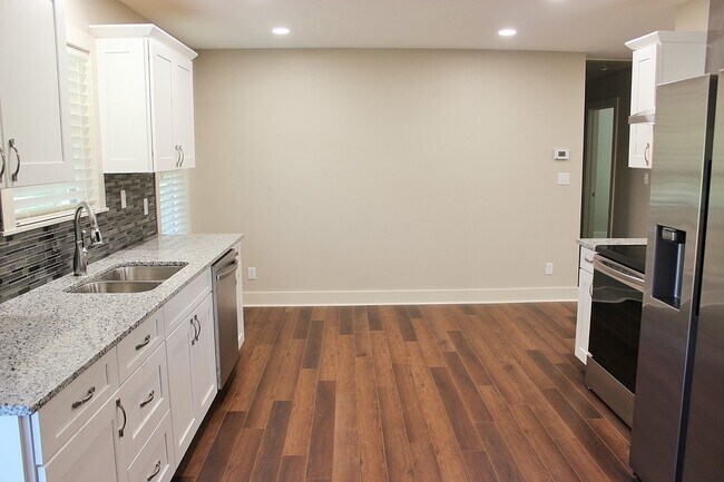 Building Photo - 1601 Faulkner St