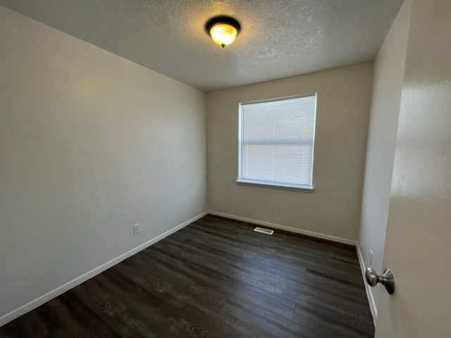 Building Photo - 2717 W Regan Ave