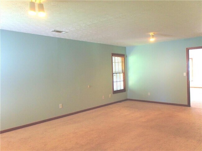 Building Photo - 4865 Camberbridge Dr