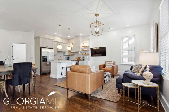 Building Photo - 9212 Selborne Ln