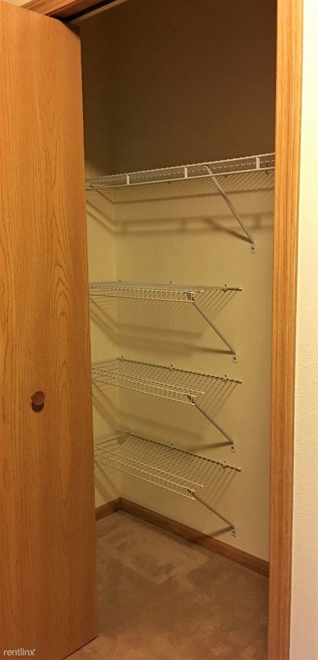 1 br, 1 bath Apartment Victorian Trails 200 S Valley St West Branch