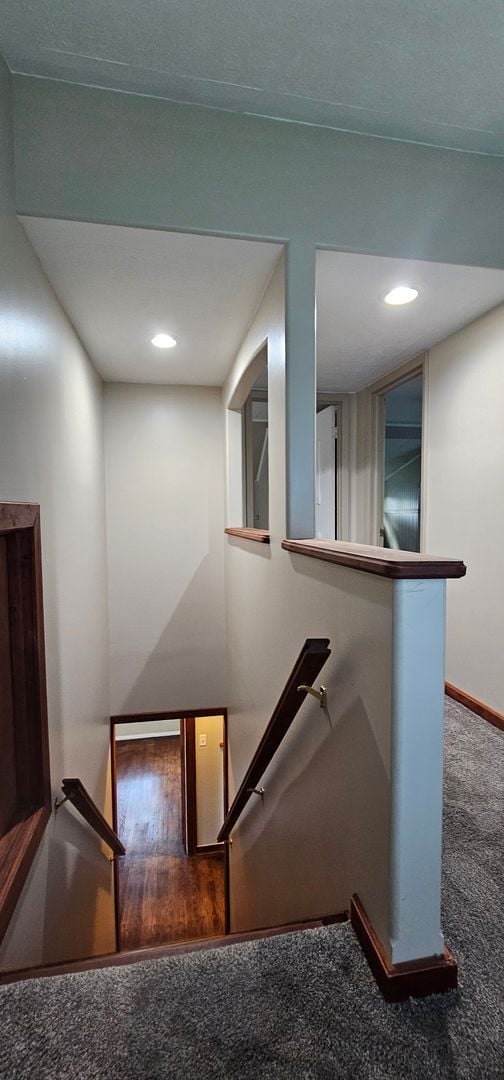 Building Photo - 4 Bedroom House for rent